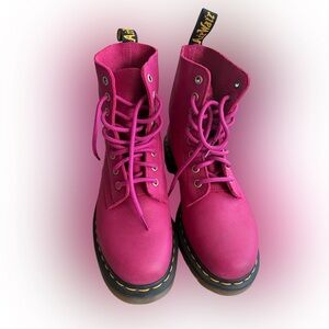 Dr Martens 1460 Milled Nubuck Lace Up Boots, Women Size 7